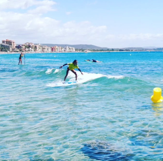 surf torredembarra escuela surfcamp